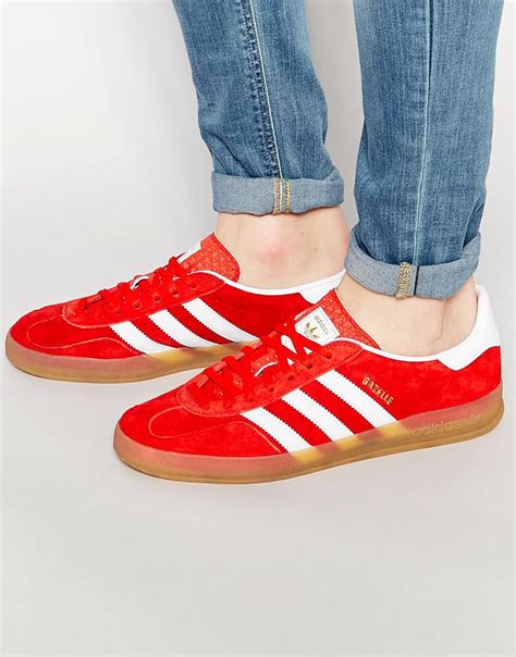 gazelle indoor red